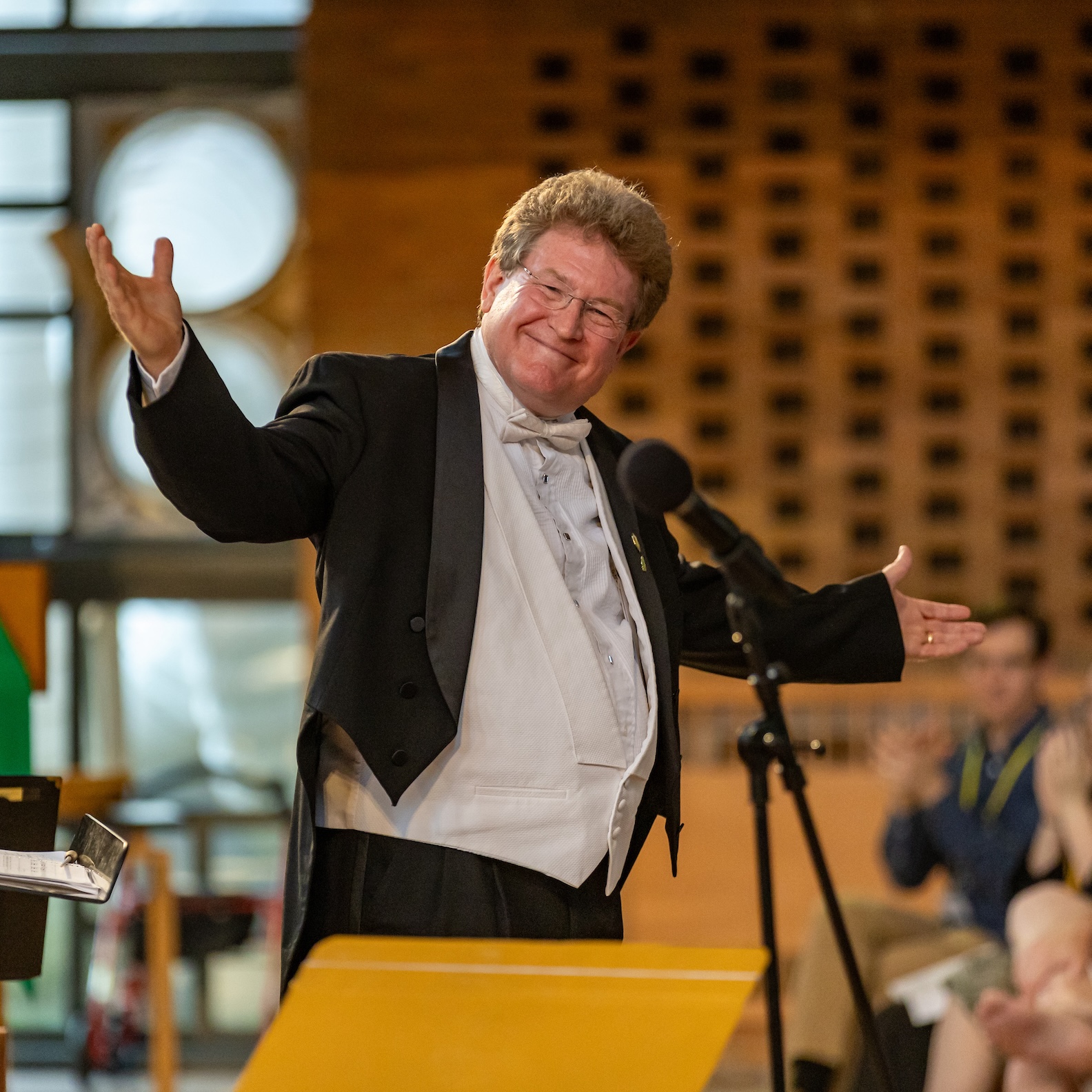Professor of Music and Music Education Jeffrey Doebler ’87, Ph.D., conducting during a Lutheran Summer Music performance in the Chapel of the Resurrection.